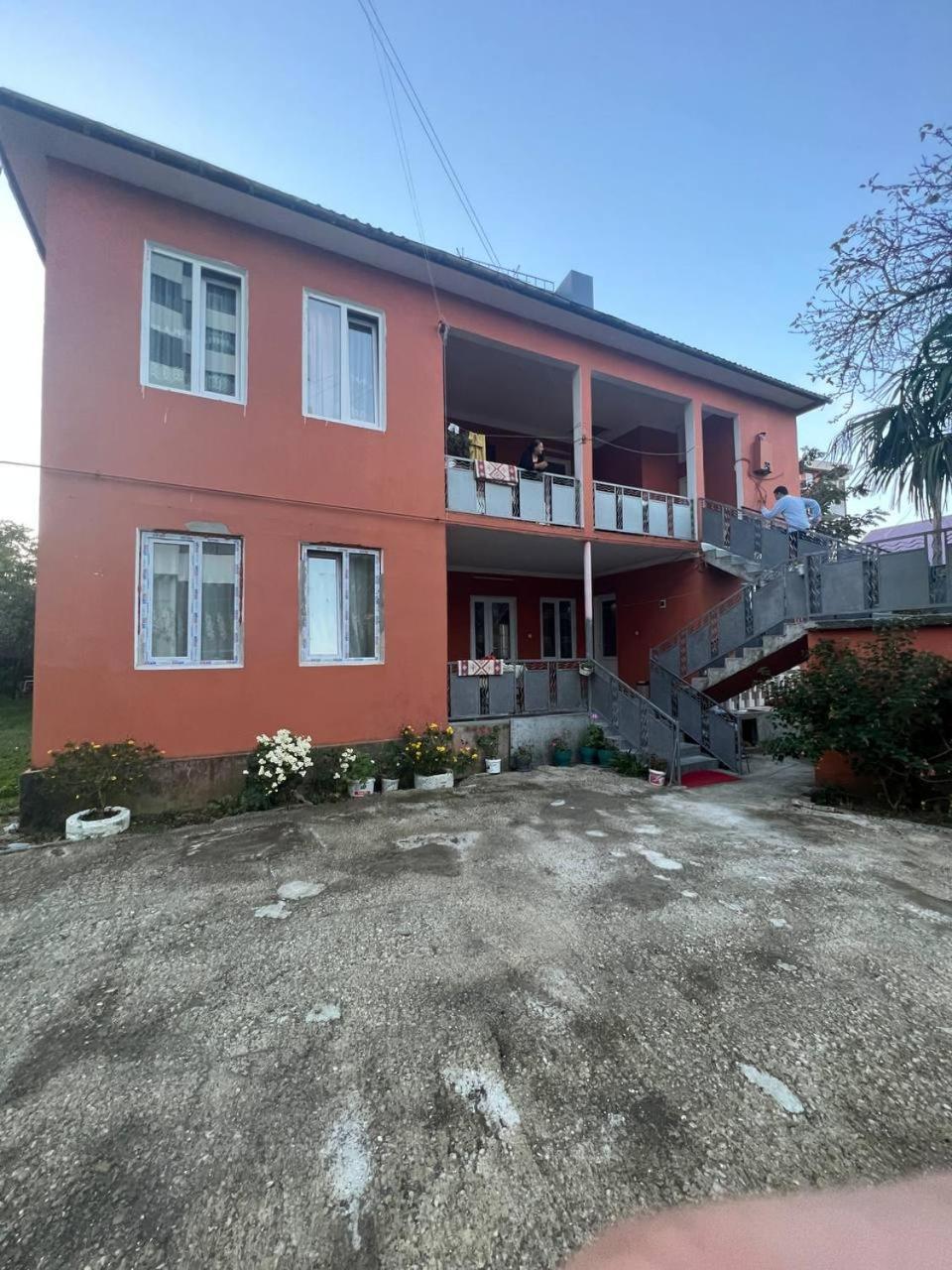 Los-Polos Hermanos Batumi Zewnętrze zdjęcie